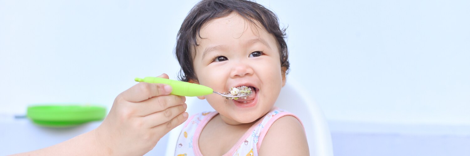 Tips Menjaga Berat Badan Ideal Anak di Masa MPASI